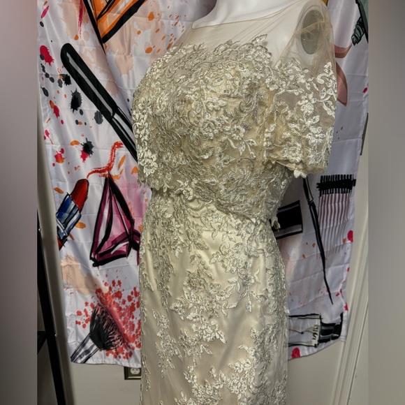 Maggie sottero embellished lace ivory wedding dress - Picture 8 of 11